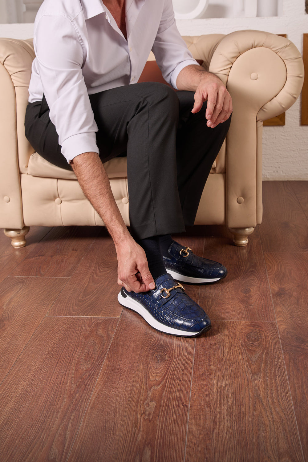 The Padova Navy Blue Leather Sneaker - Vinci Leather