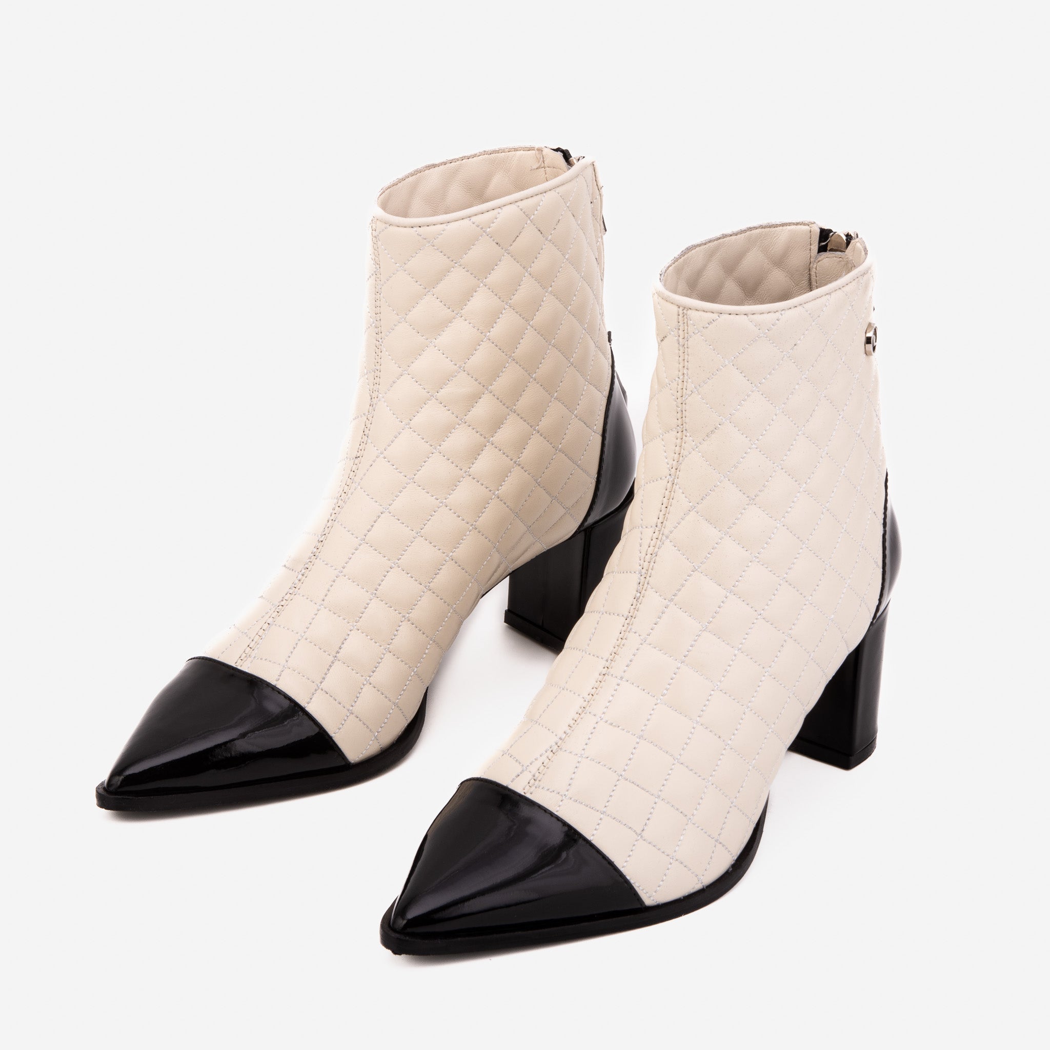 The Celeste Cream Black Quilted Leather Women’s Boot - Vinci Leather