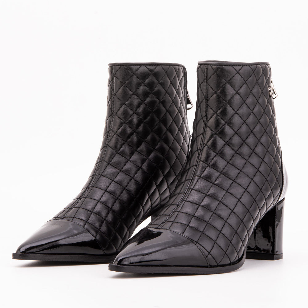 The Celeste Black Tip Quilted Leather Women’s Boot - Vinci Leather