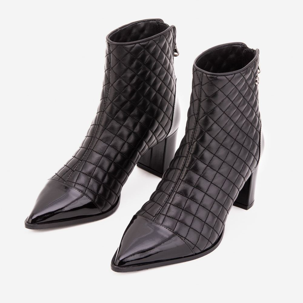 The Celeste Black Tip Quilted Leather Women’s Boot - Vinci Leather