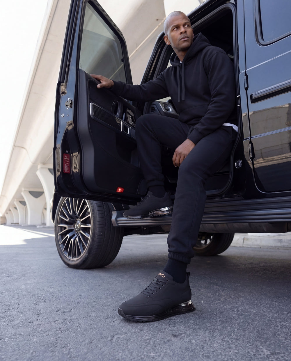 The Lexington Black Sneaker - Vinci Leather