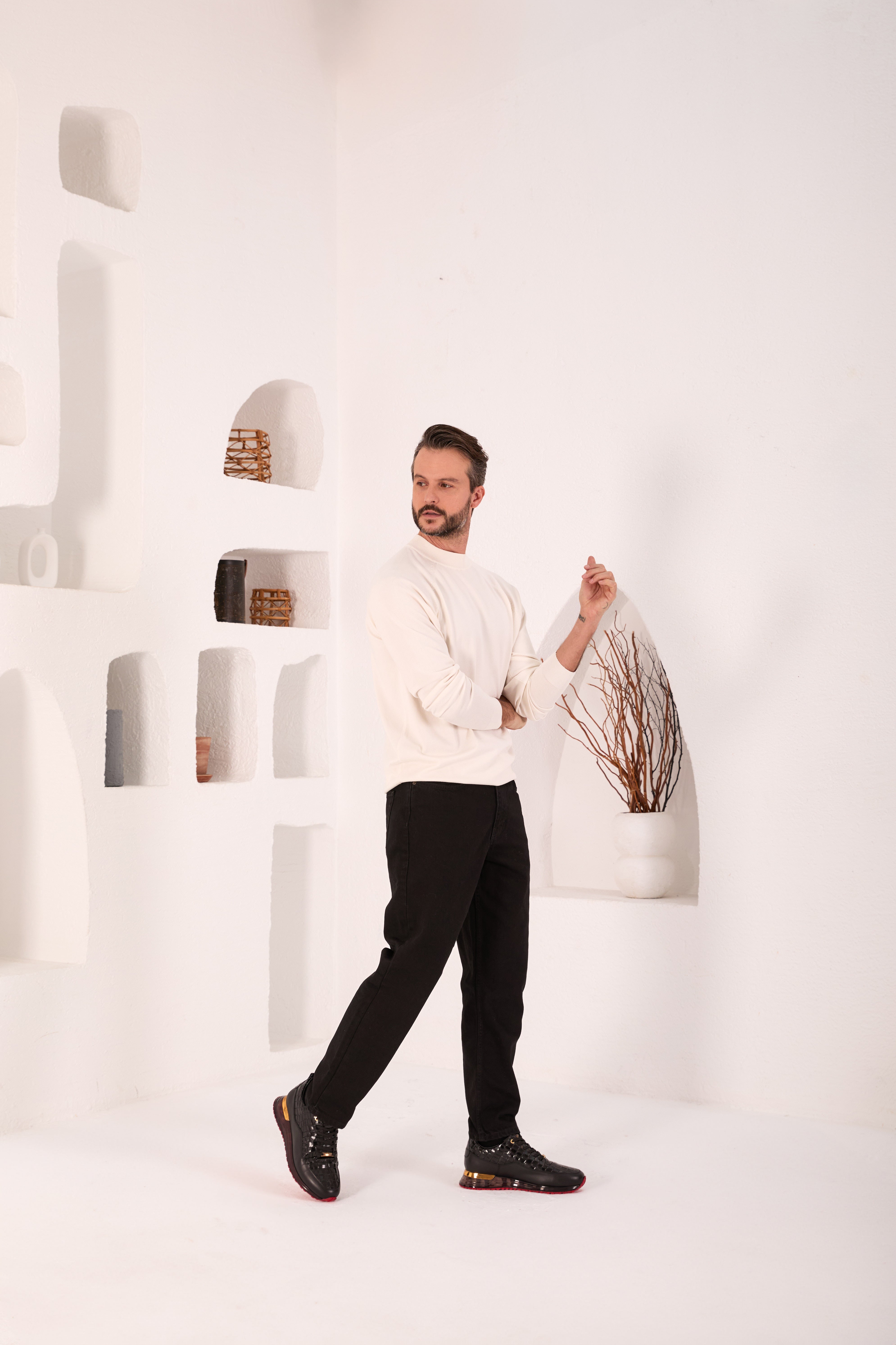 The Marseille Black Leather Sneaker - Vinci Leather