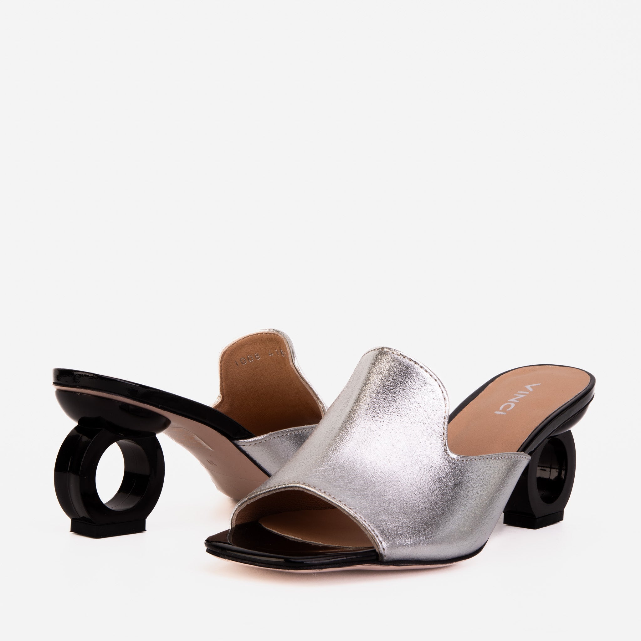 The Tory Silver Leather Sandal - Vinci Leather