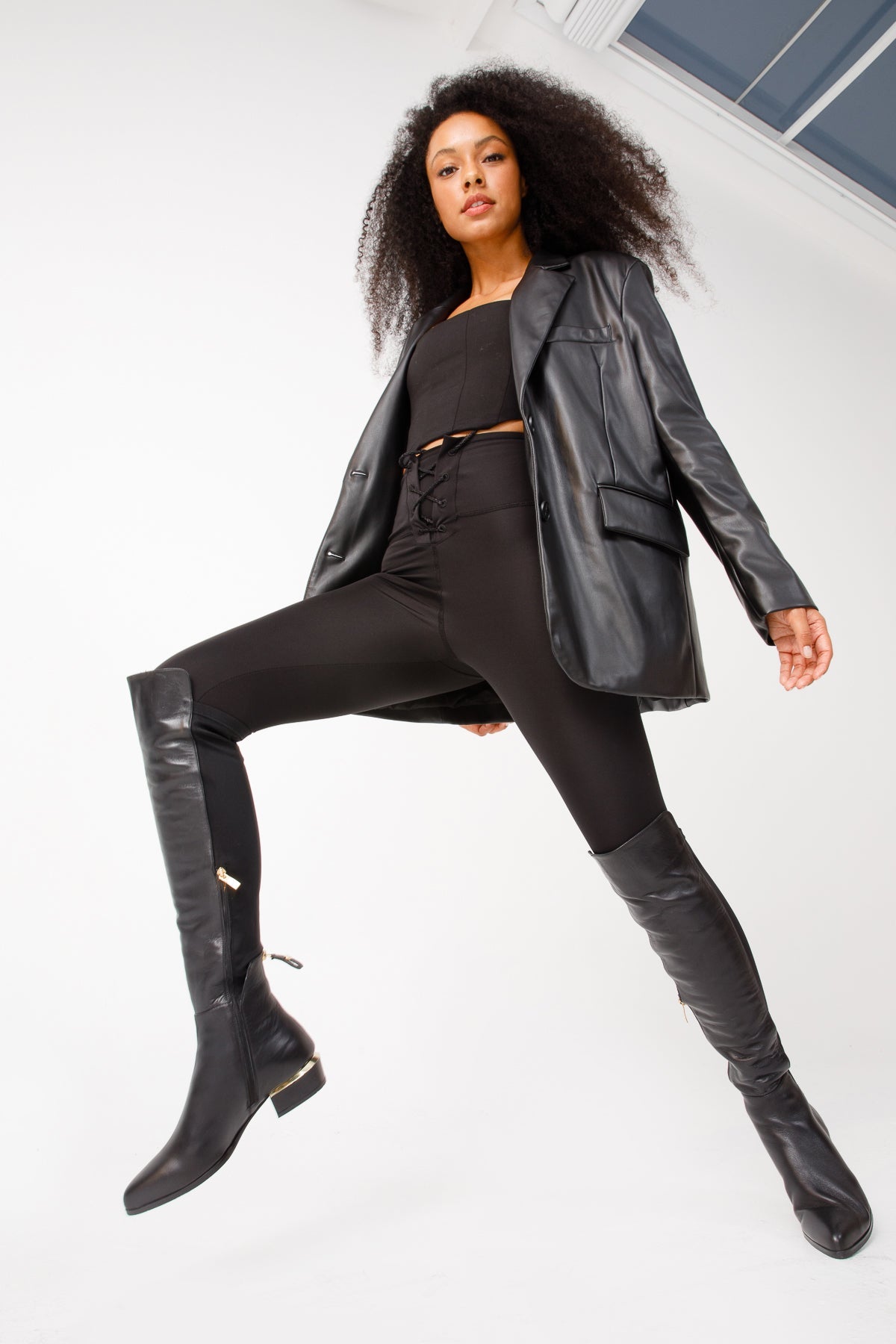 The Fairoks Black Leather Pointy Toe Knee High Boot - Vinci Leather