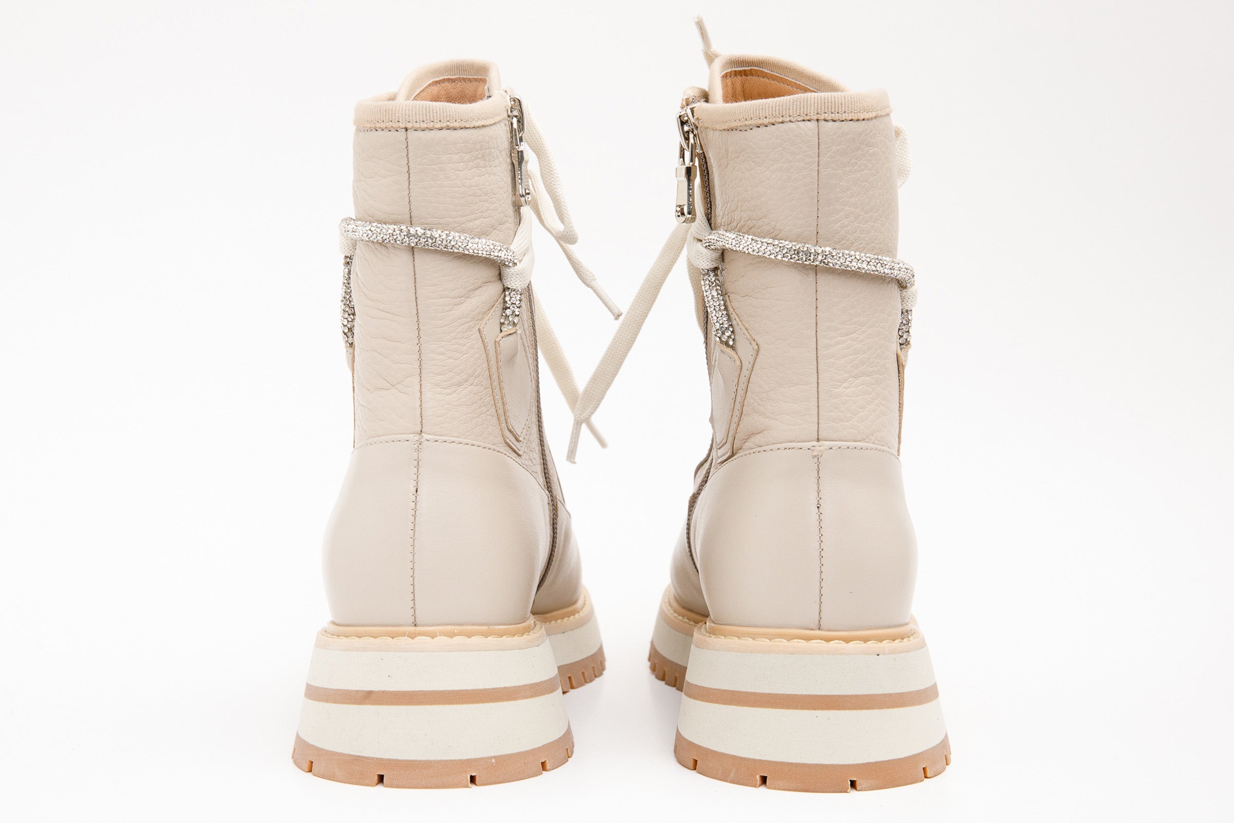The Arata Cream Leather Lace-Up Ankle Boot With a Side Zipper - Vinci Leather