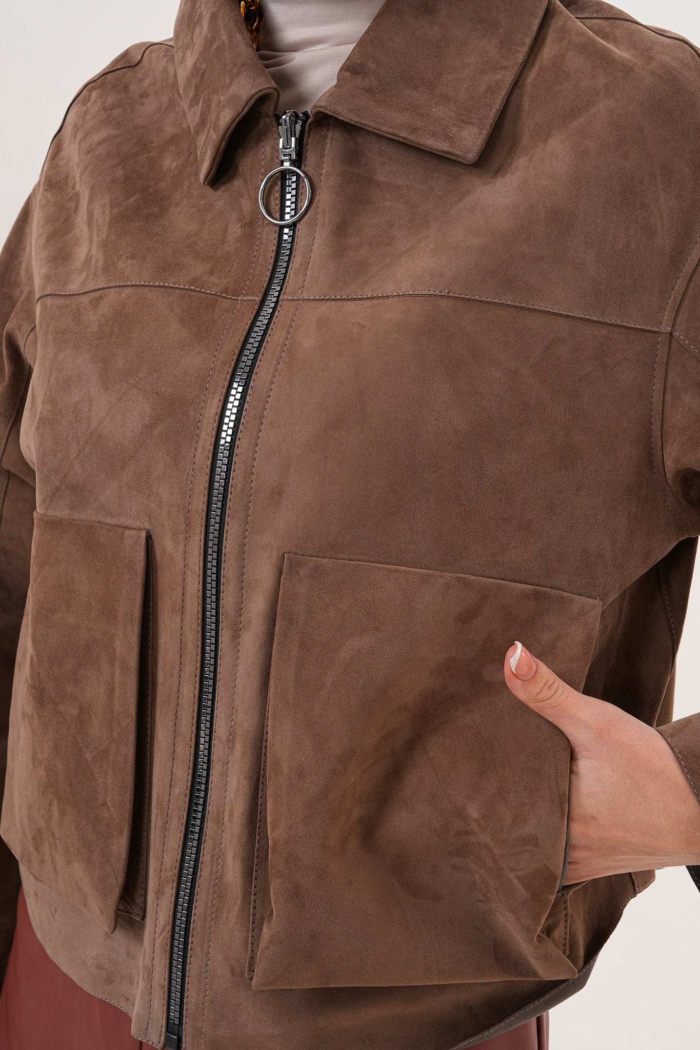 Elvoria Reversible Leather Jacket – Taupe \/ Suede Brown - Vinci Leather
