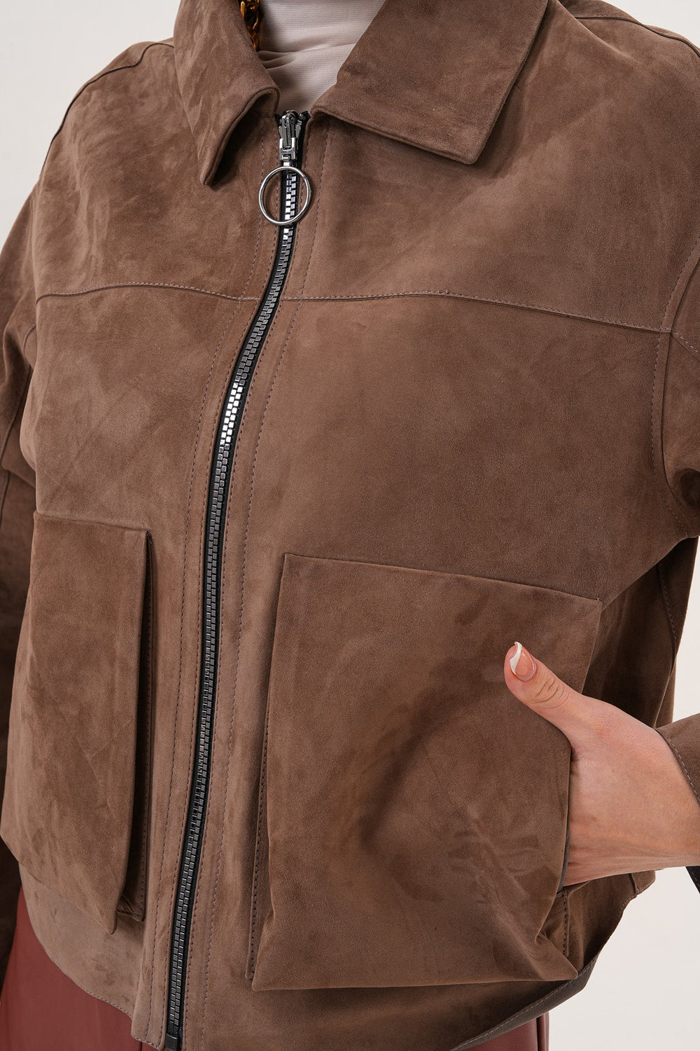 Elvoria Reversible Leather Jacket – Taupe \/ Suede Brown - Vinci Leather