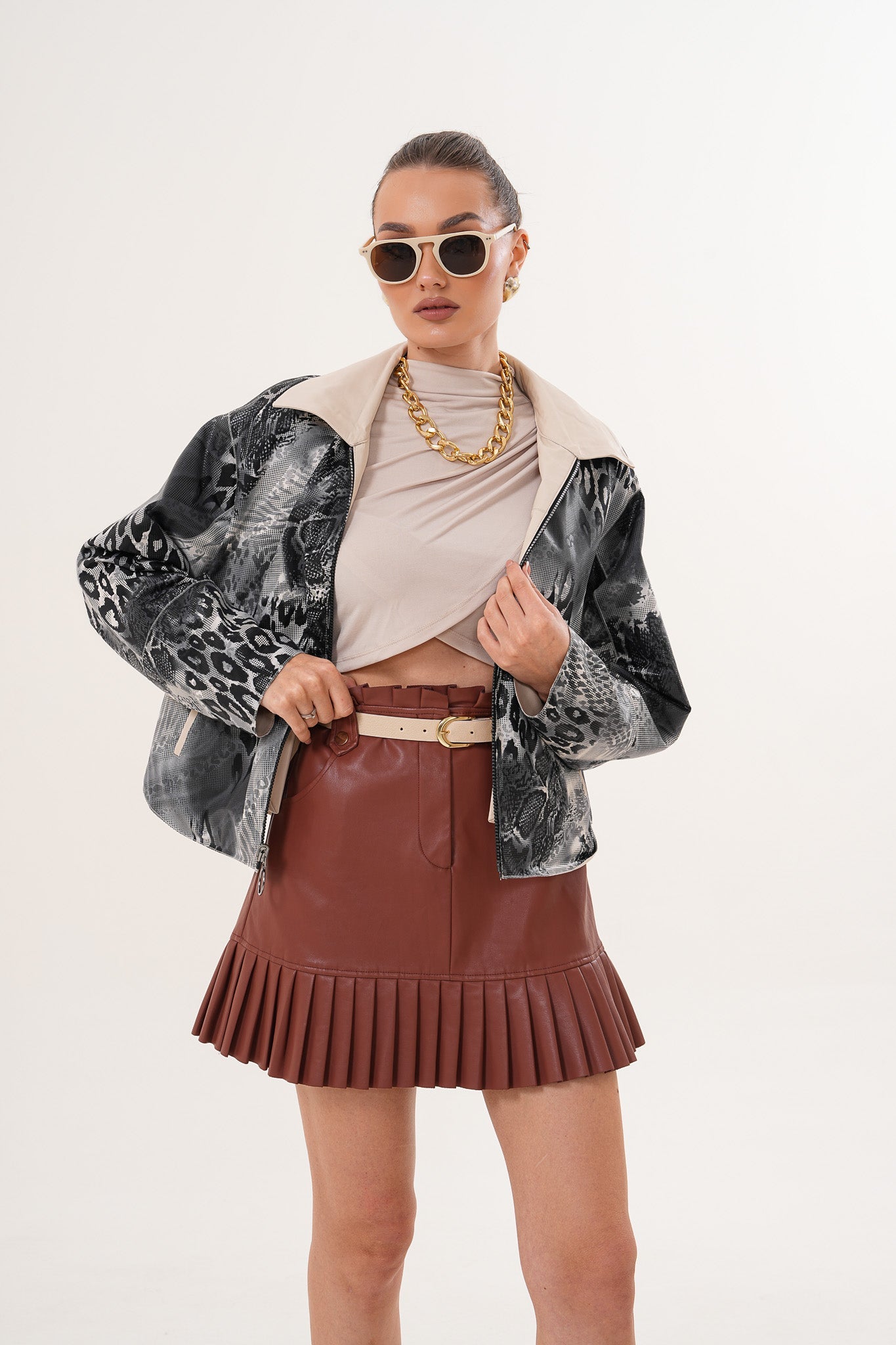 The Elvoria Reversible Beige Leather Jacket - Vinci Leather