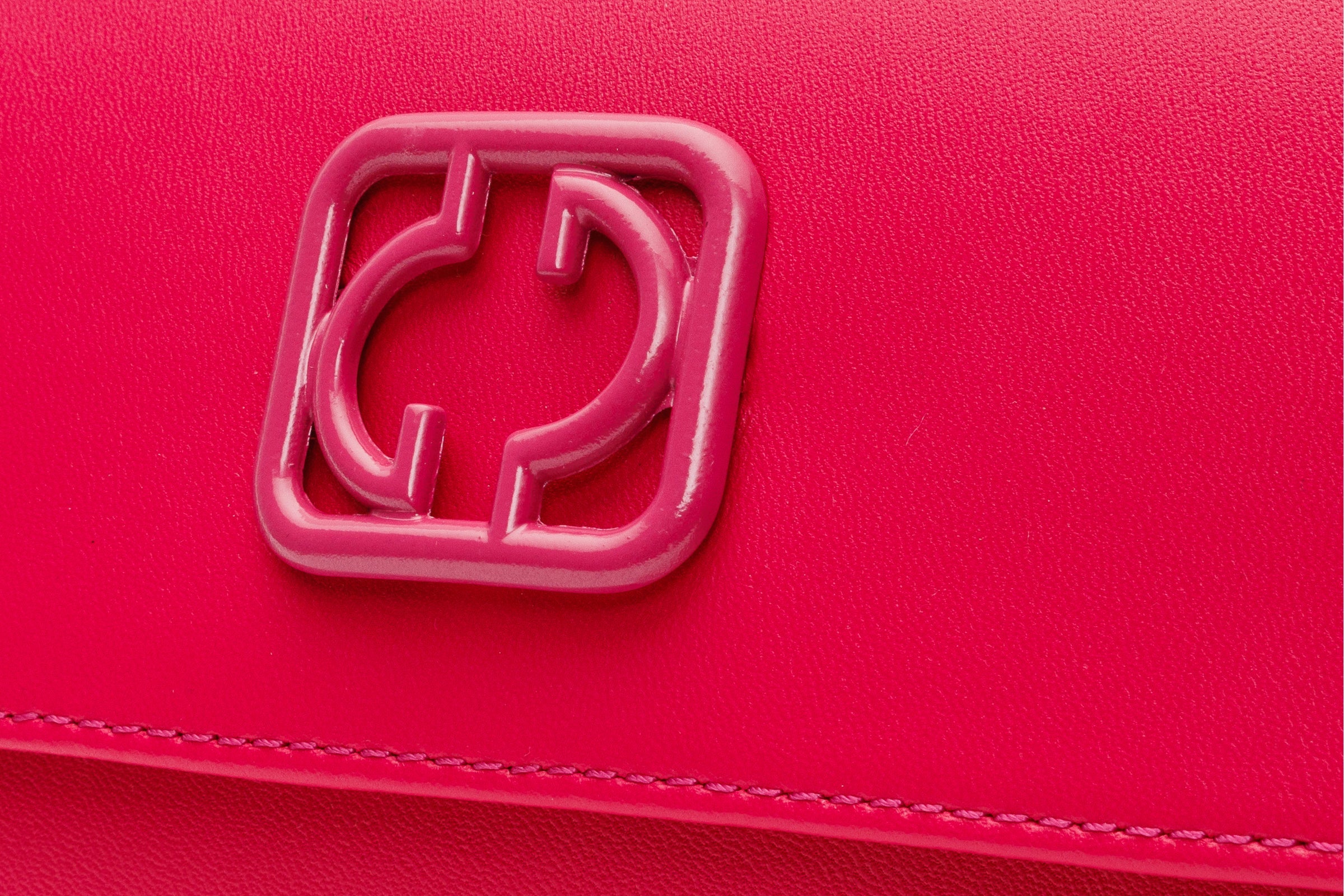 The Maneadero Fuchsia Leather Handbag - Vinci Leather