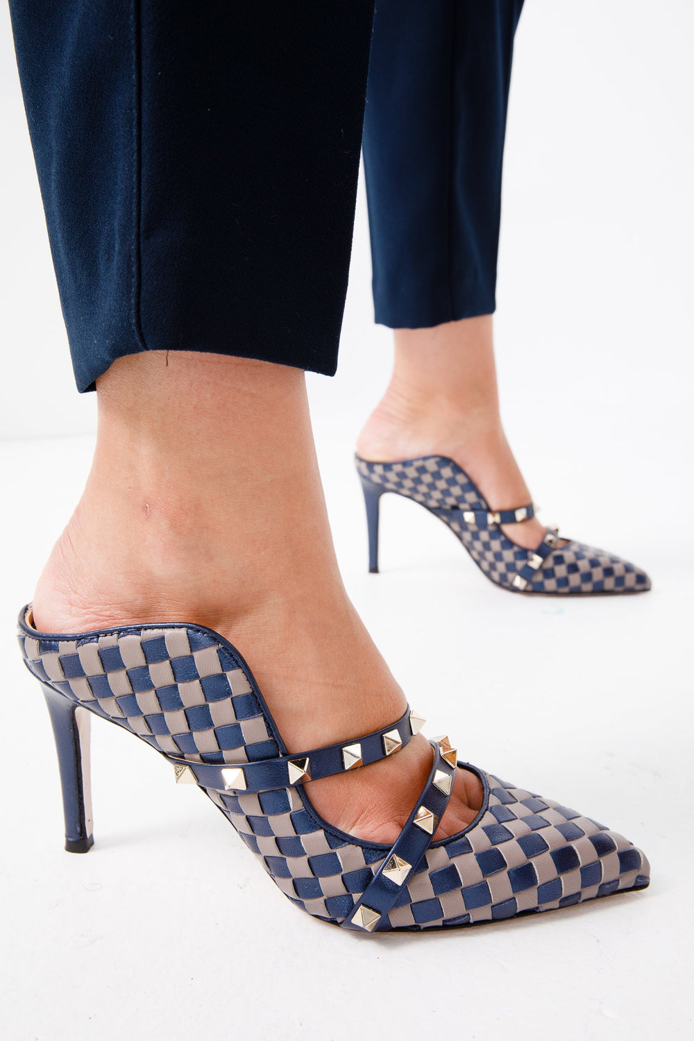 The Dosso Navy Blue Handwoven Pointy Toe Leather Sandal - Vinci Leather