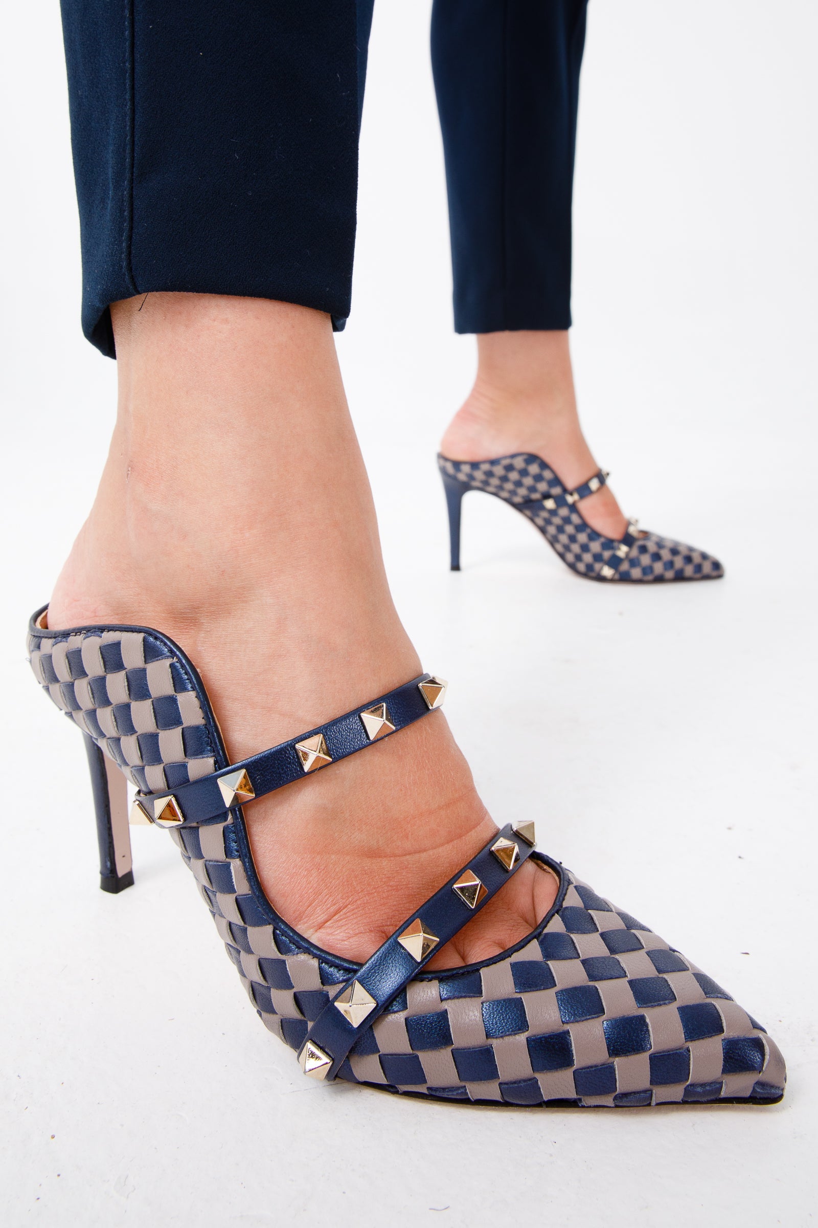 The Dosso Navy Blue Handwoven Pointy Toe Leather Sandal - Vinci Leather