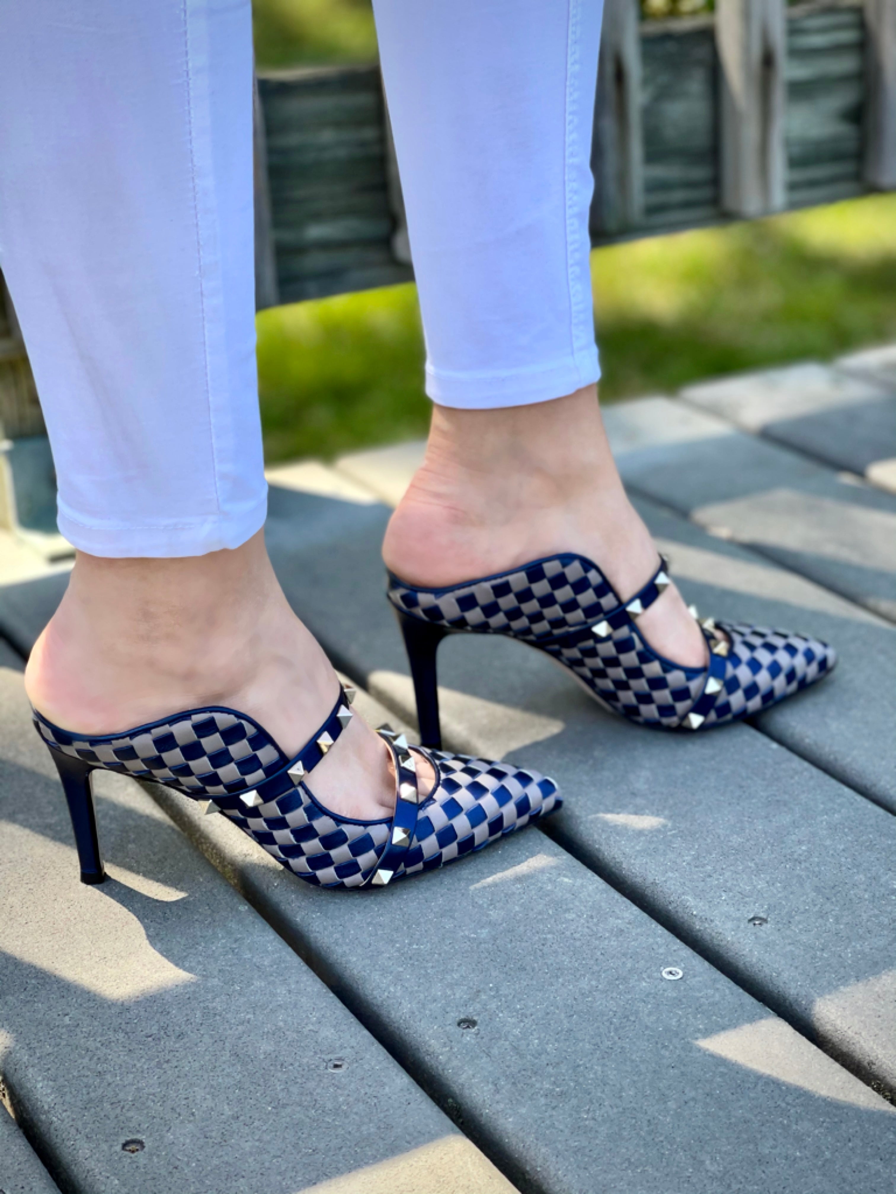 The Dosso Navy Blue Handwoven Pointy Toe Leather Sandal - Vinci Leather