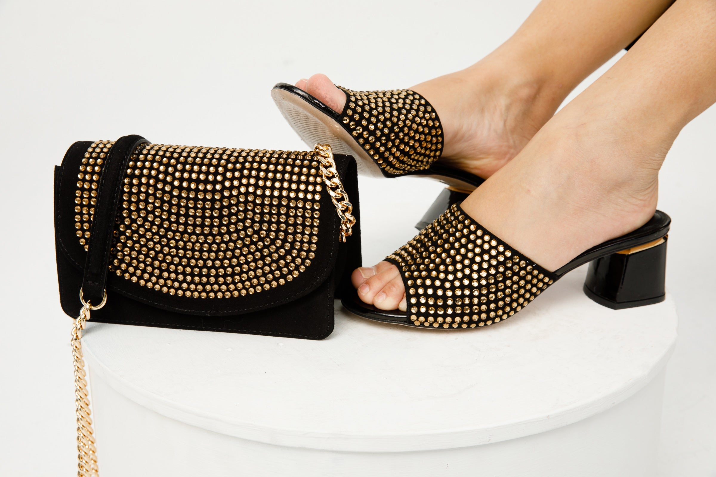 The Ailano Gold Glitter Leather Sandal - Vinci Leather