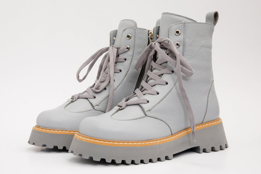 The Yildiz Grey Leather Lace-Up Ankle Boot With a Side Zipper - Vinci Leather