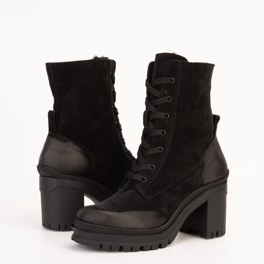 The Elera Black Leather Block Heel Boot - Vinci Leather