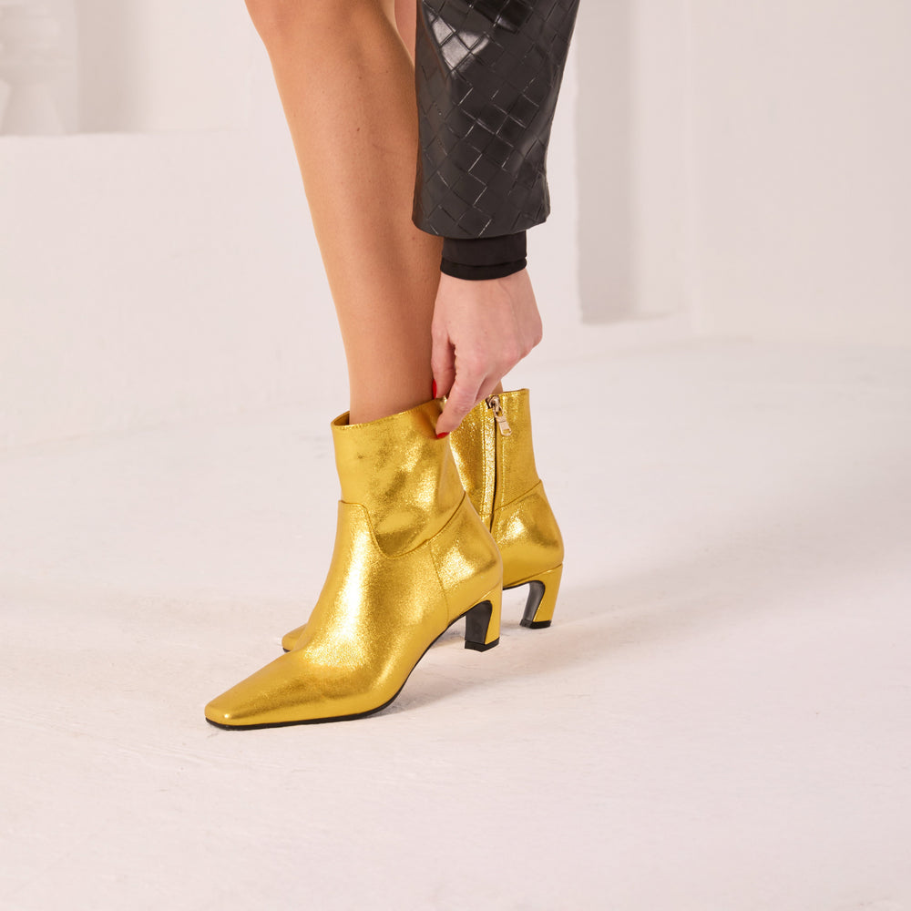 The Golden Glow Gold Leather Kitten Heel Boot - Vinci Leather