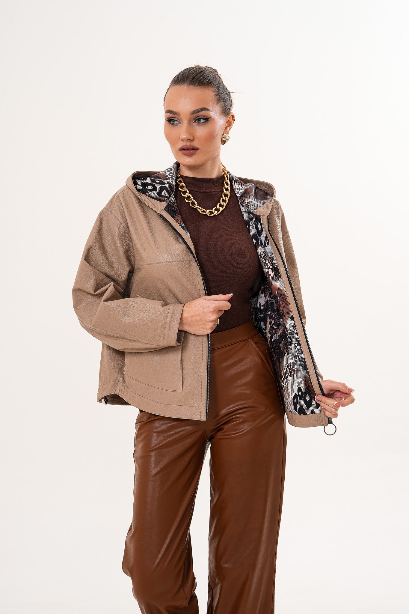 The Calyra Reversible Leather Jacket – Taupe - Vinci Leather