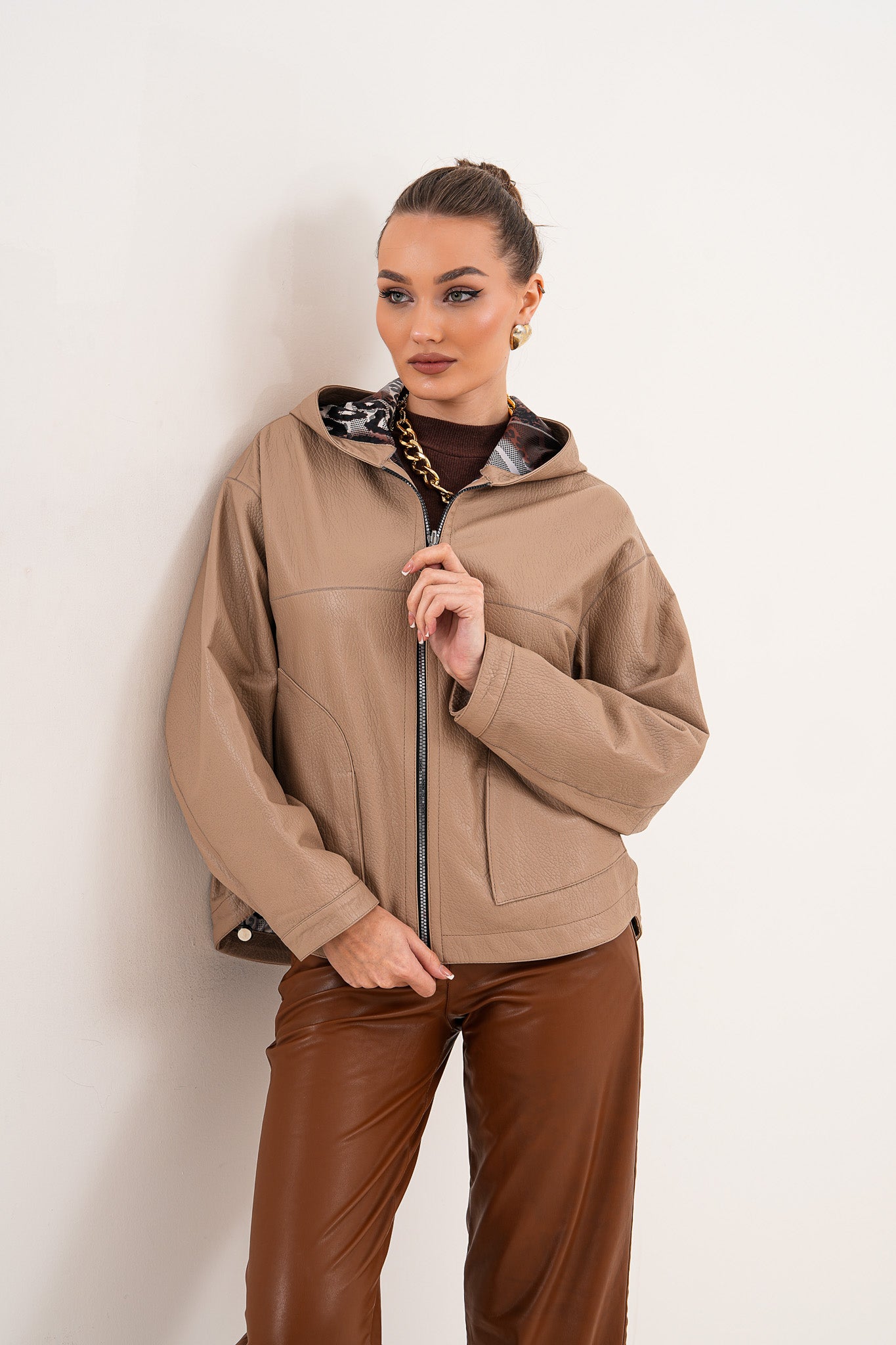 The Calyra Reversible Leather Jacket – Taupe - Vinci Leather