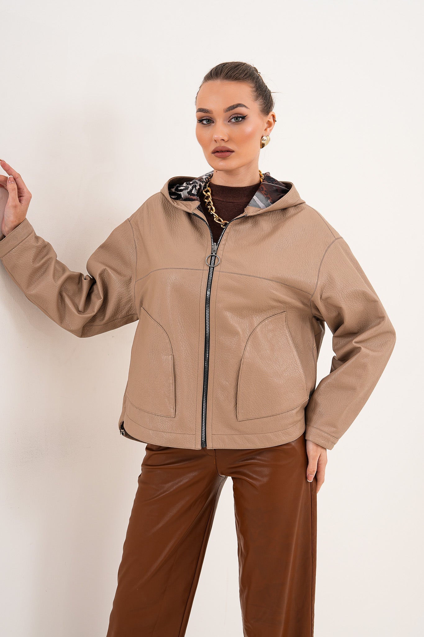 The Calyra Reversible Leather Jacket – Taupe - Vinci Leather