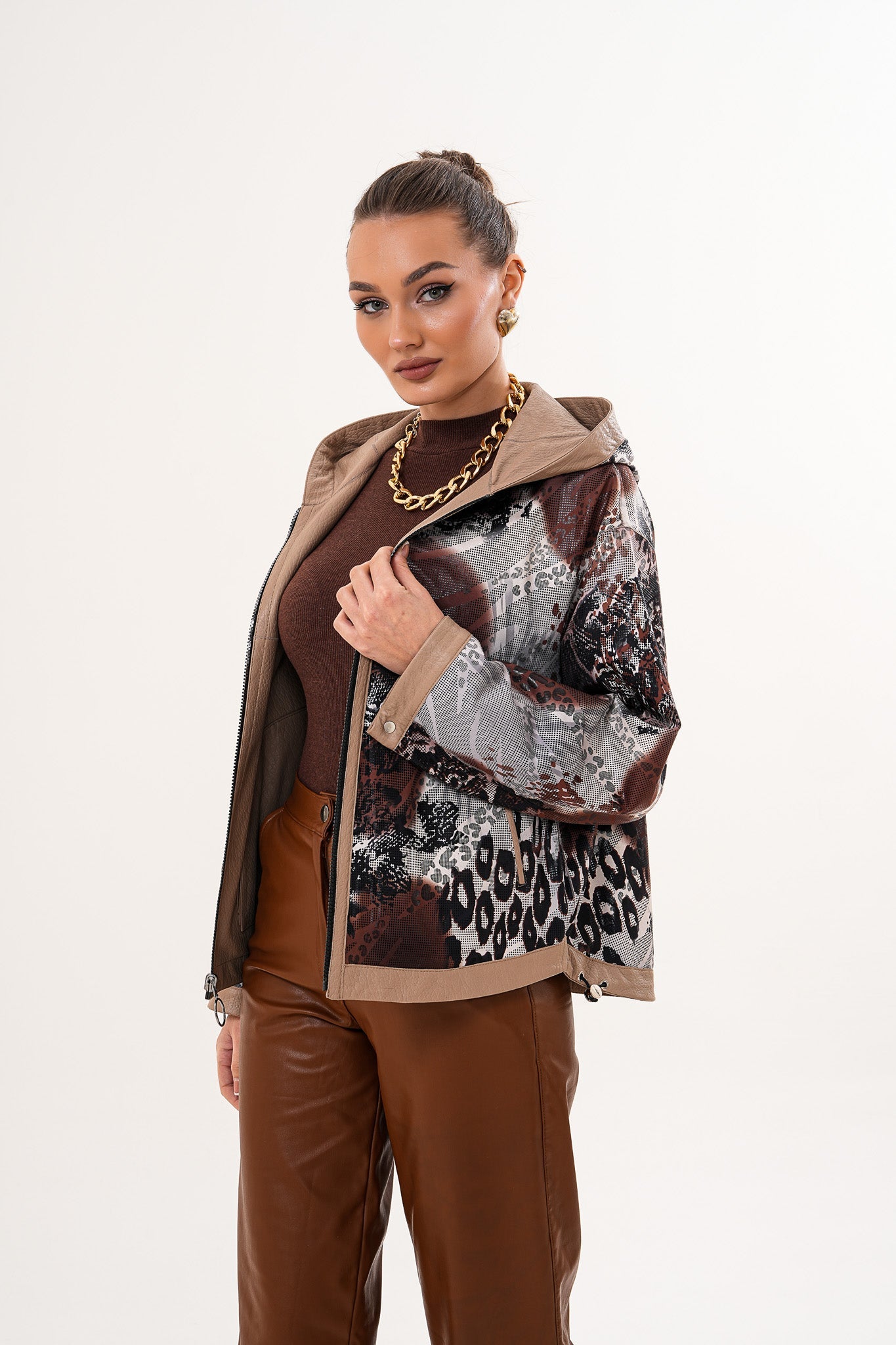The Calyra Reversible Leather Jacket – Taupe - Vinci Leather