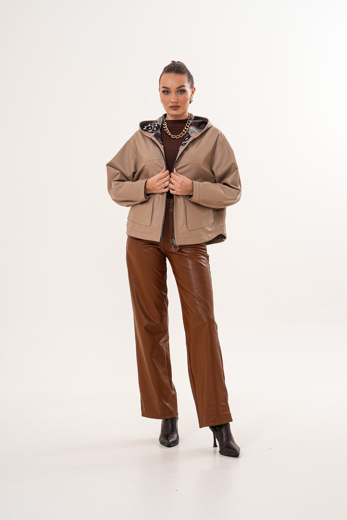 The Calyra Reversible Leather Jacket – Taupe - Vinci Leather