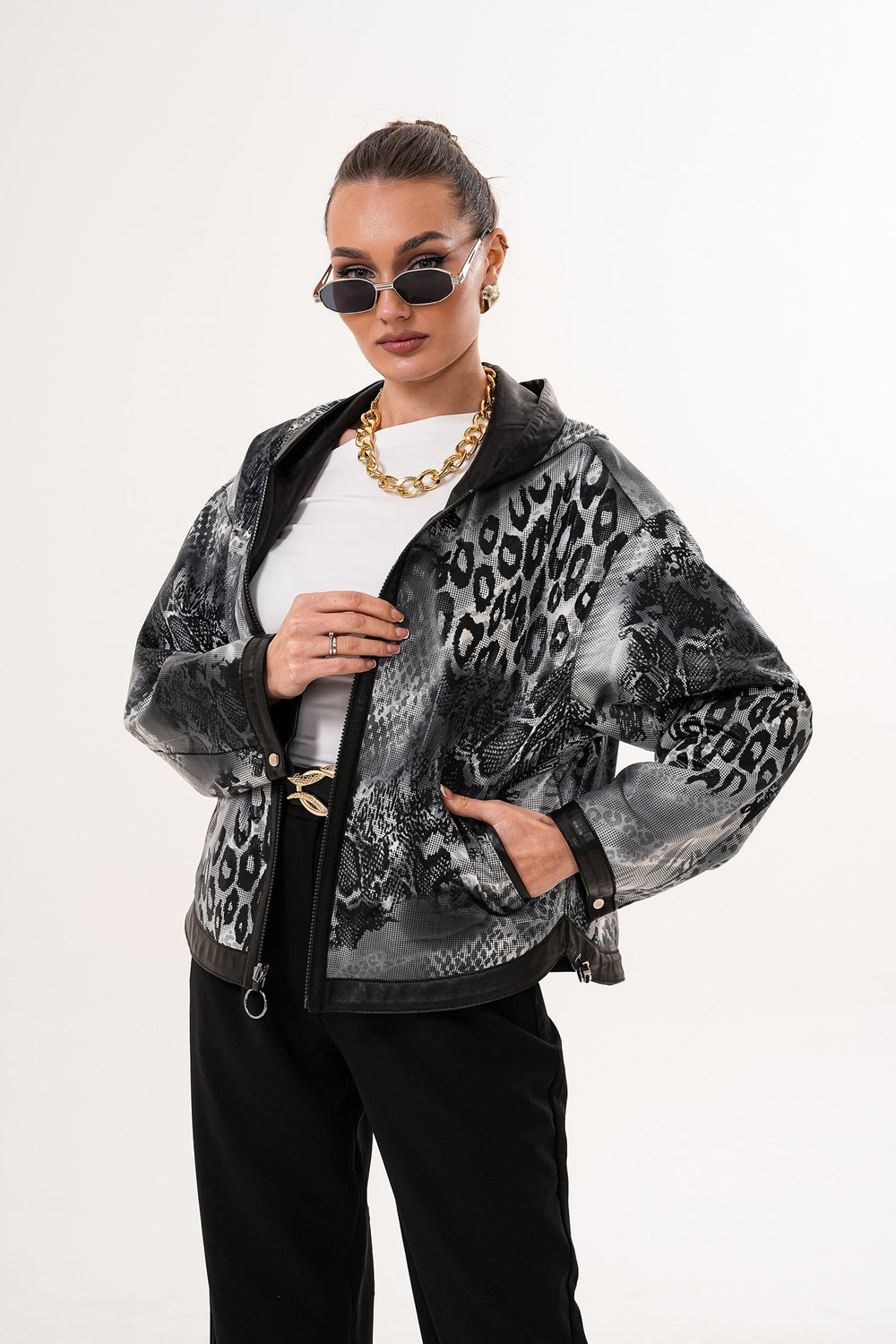 The Calyra Reversible Leather Jacket – Black - Vinci Leather