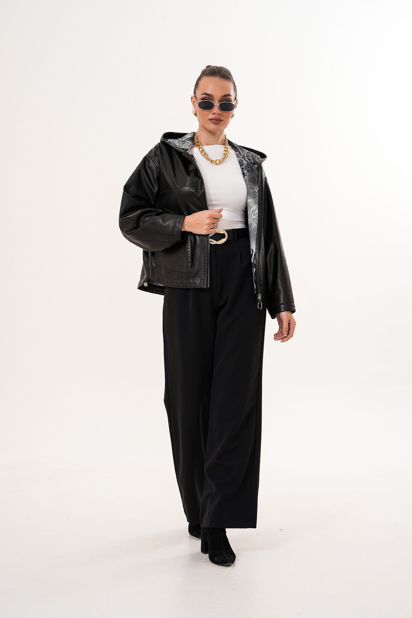 The Calyra Reversible Leather Jacket – Black - Vinci Leather