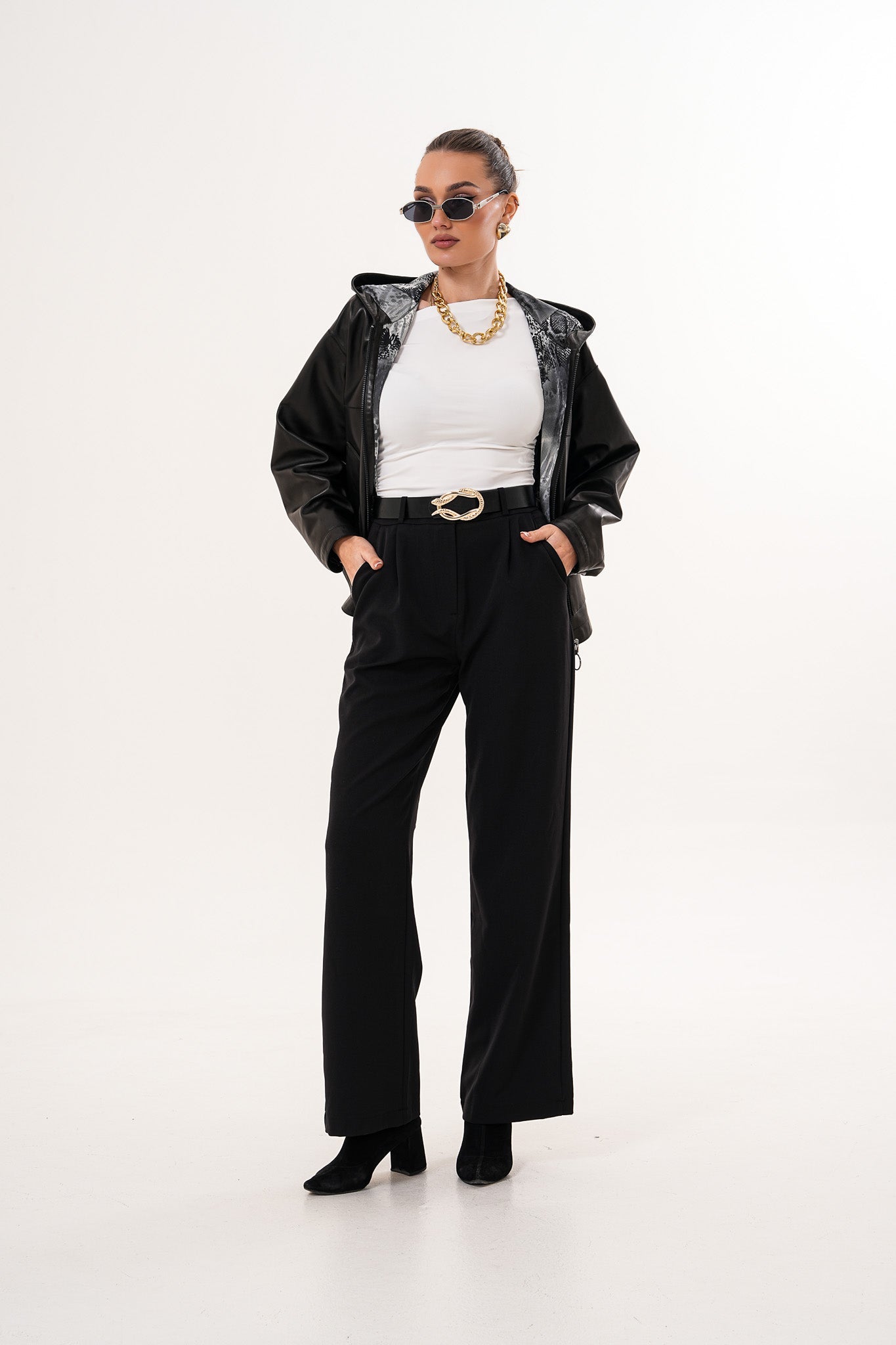 The Calyra Reversible Leather Jacket – Black - Vinci Leather