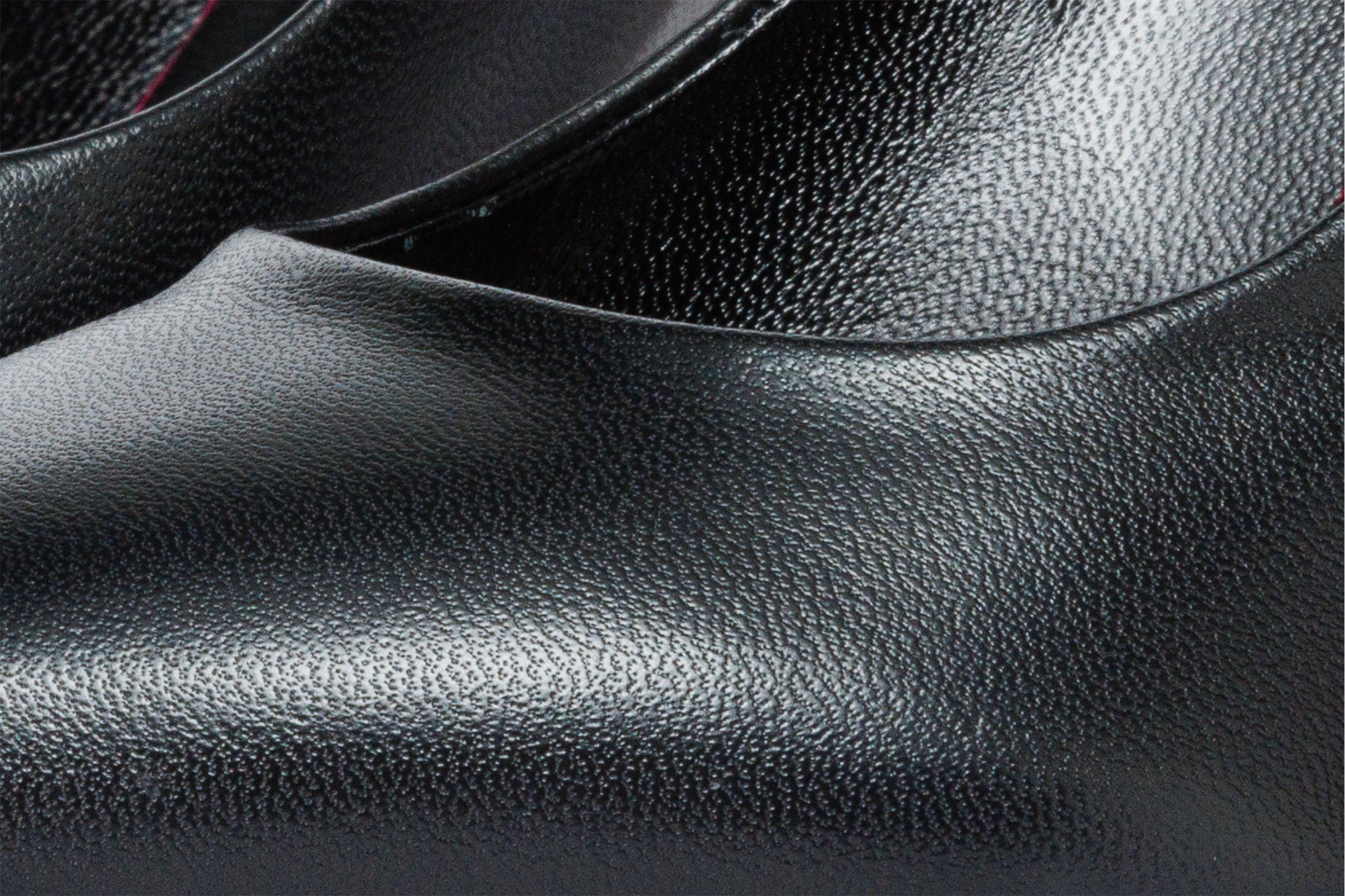 The Ege Black Leather Pump Fuchsia Sole Shoe - Vinci Leather