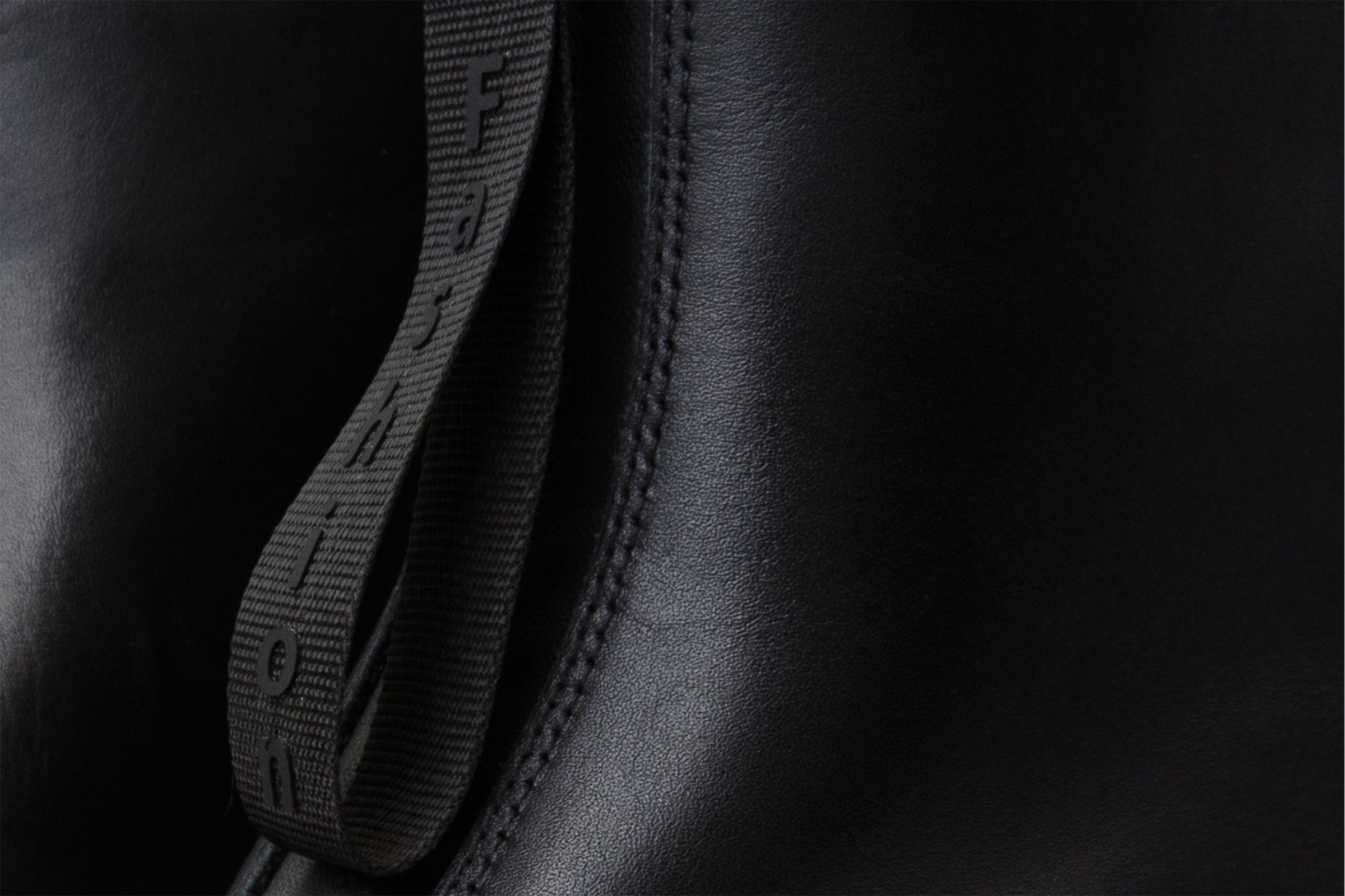 The Tackle Black Leather Block Heel Boot - Vinci Leather