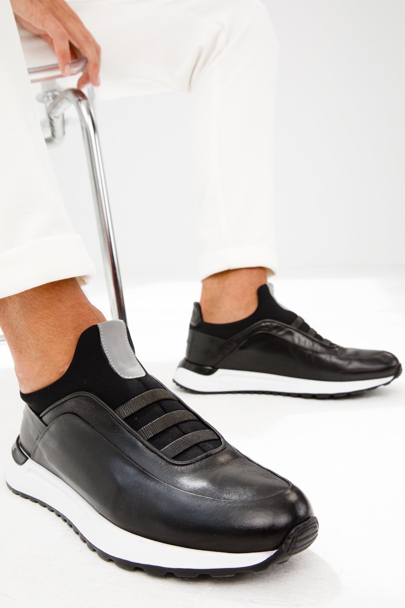 The Sonoma Black Leather Sneaker - Vinci Leather