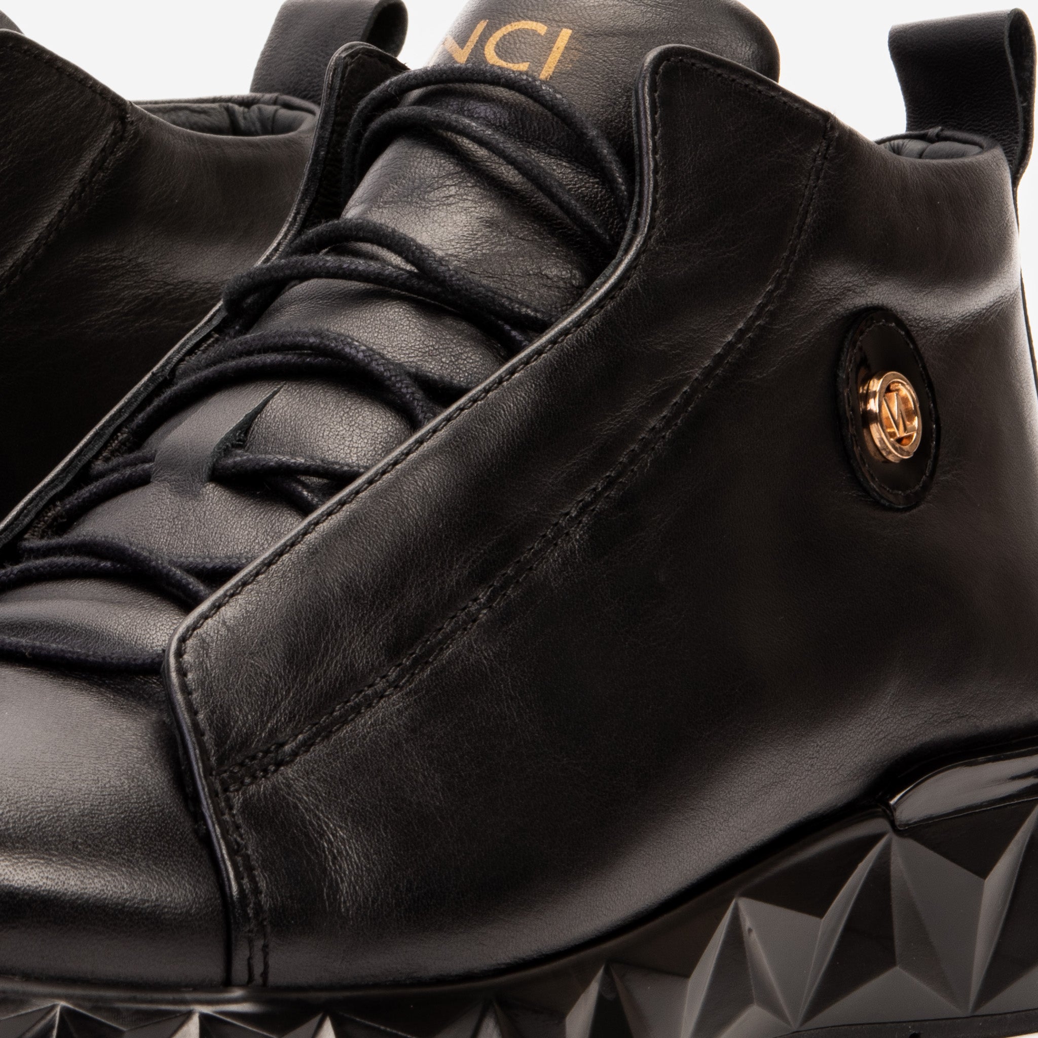 The Vertex Black Leather Men's Sneaker - Vinci Leather