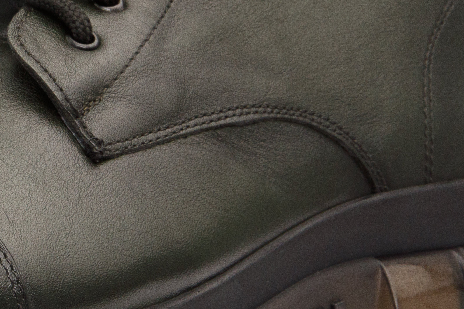 The Ottova Green Leather Lace-Up Sneaker Boot with a Zipper - Vinci Leather