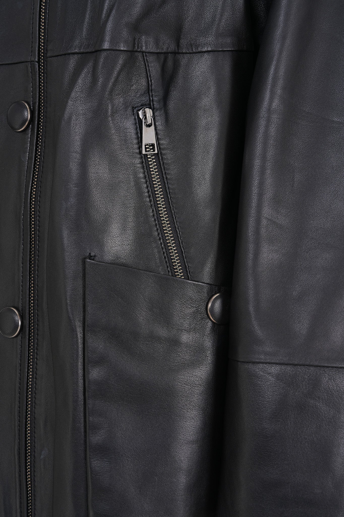 The Lioara Black Leather Jacket - Vinci Leather