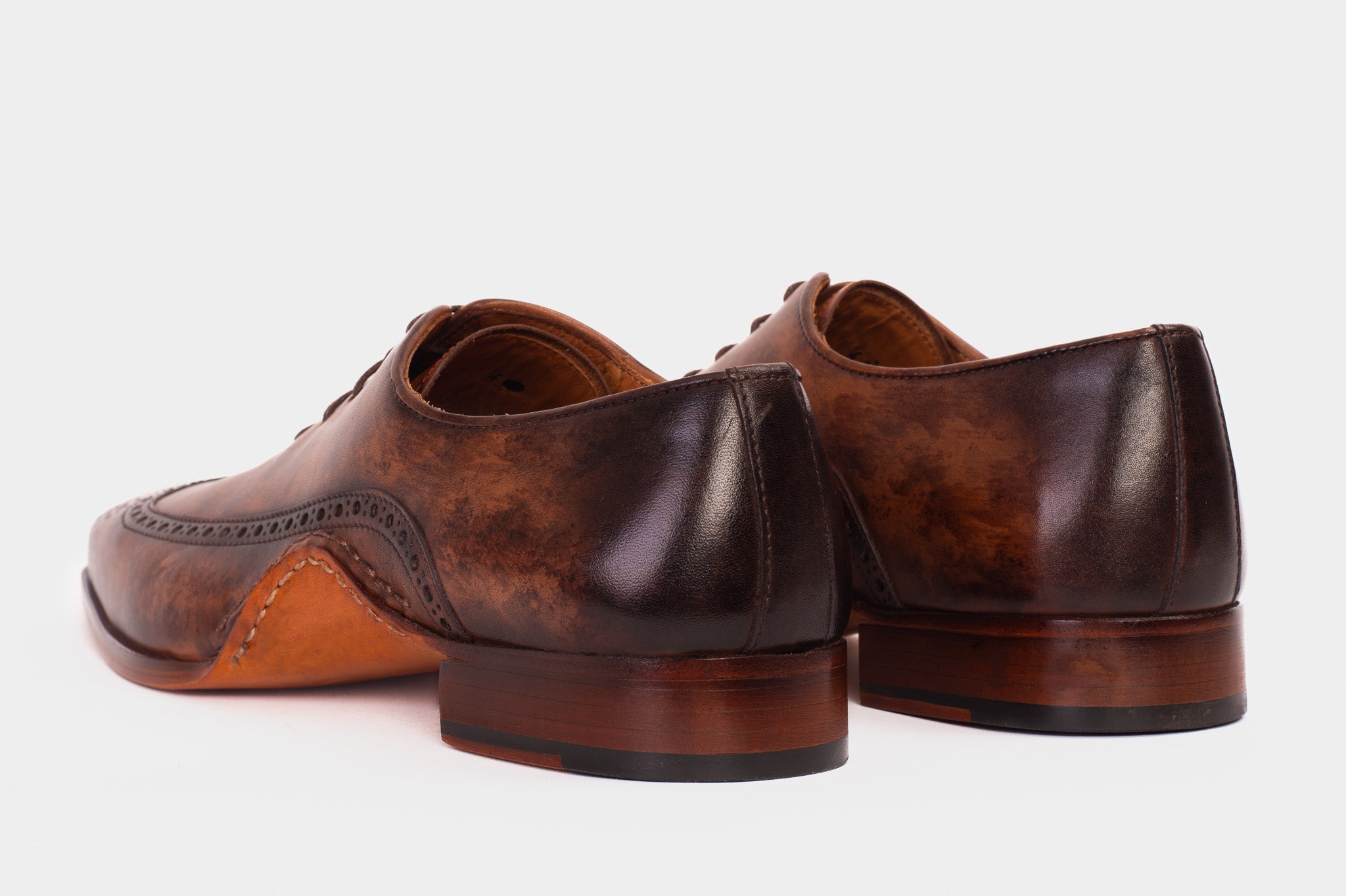 The Royal Hand Craft Brown Wingtip Oxford Shoe - Vinci Leather