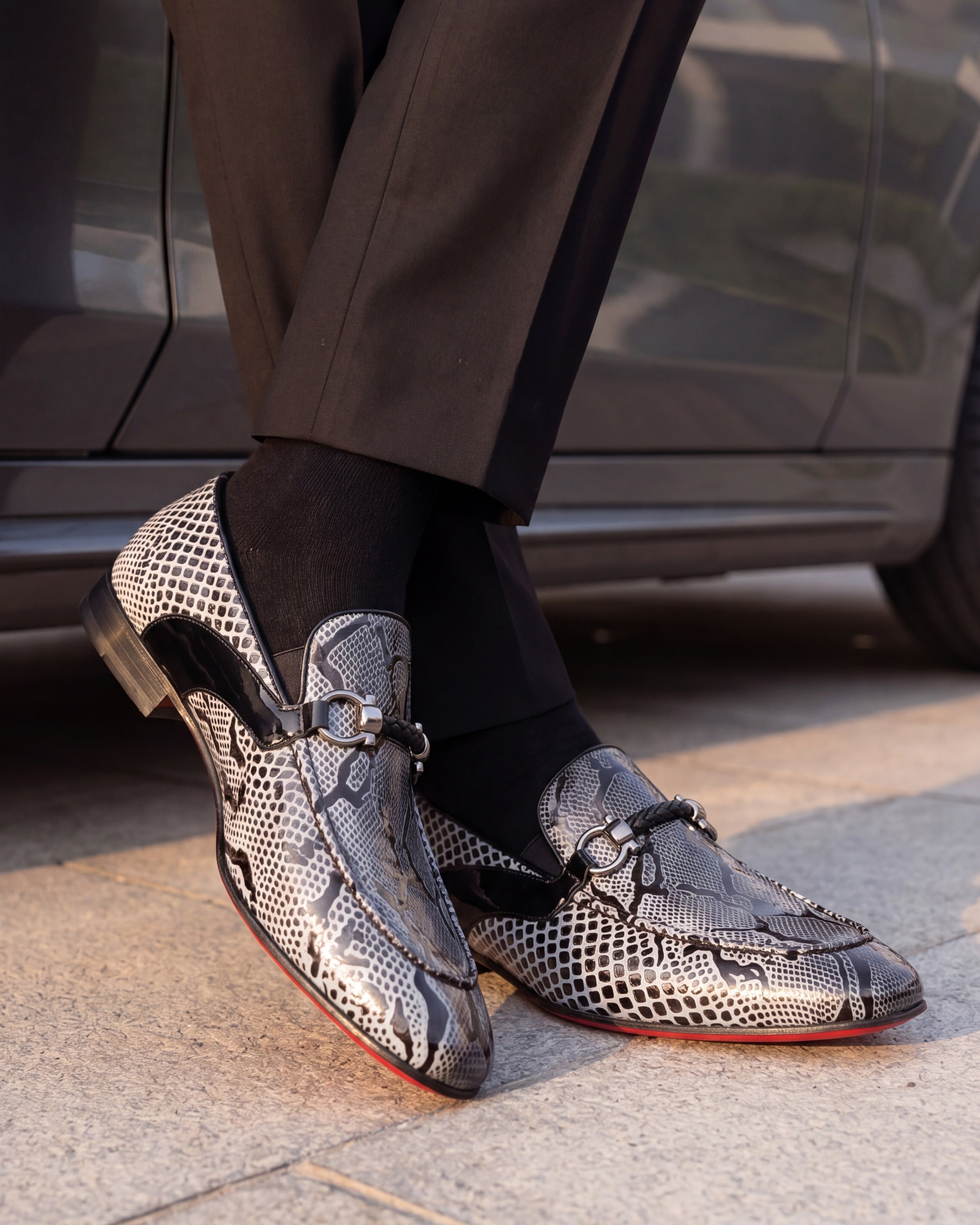 The Milano Black\/White Shoe Bit Loafer  shoe - Vinci Leather