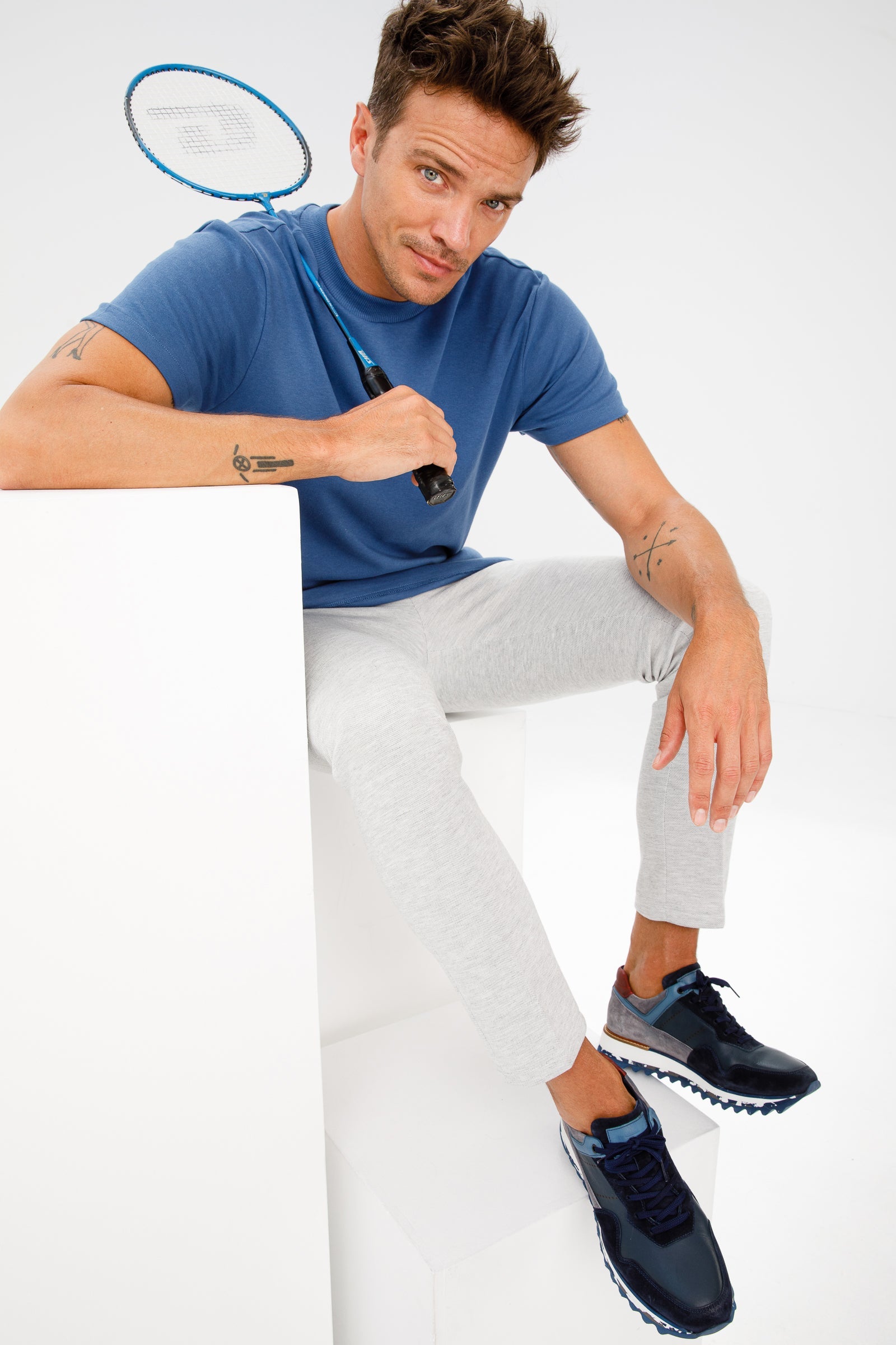 The Hoskova Navy Blue Leather Sneaker - Vinci Leather