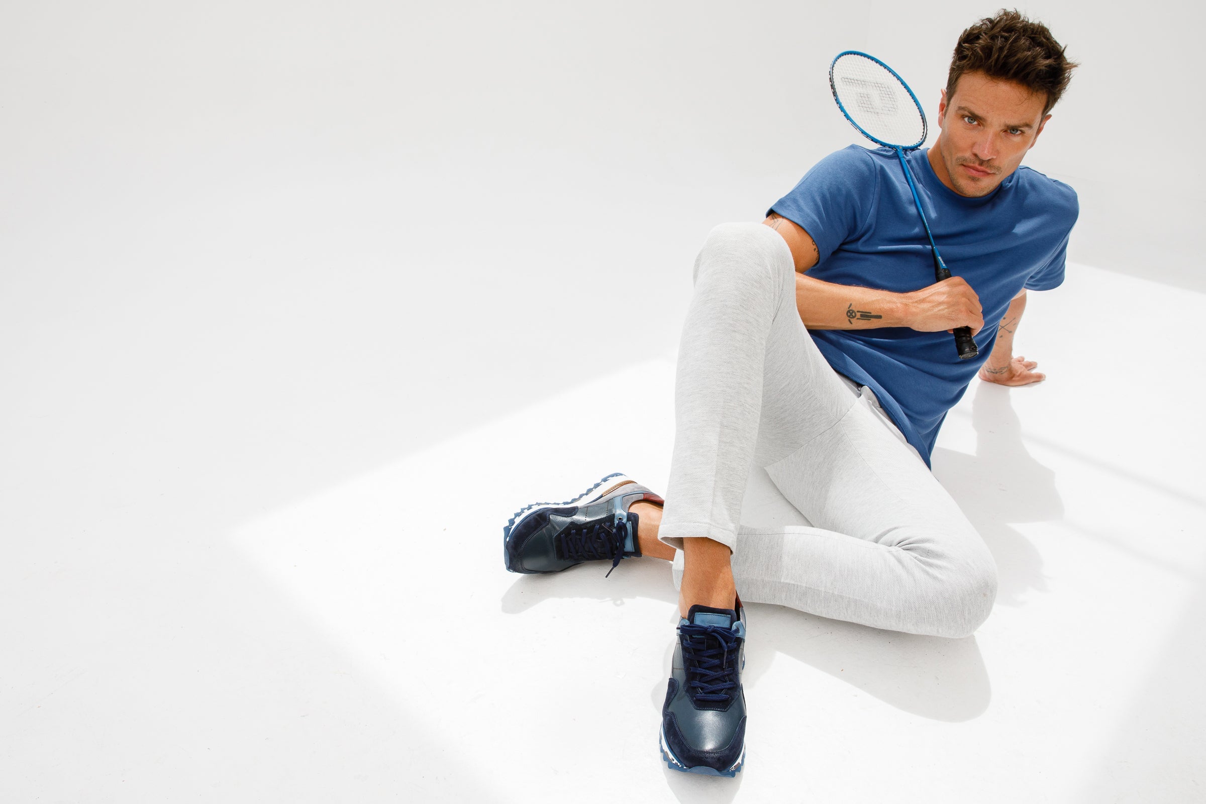 The Hoskova Navy Blue Leather Sneaker - Vinci Leather