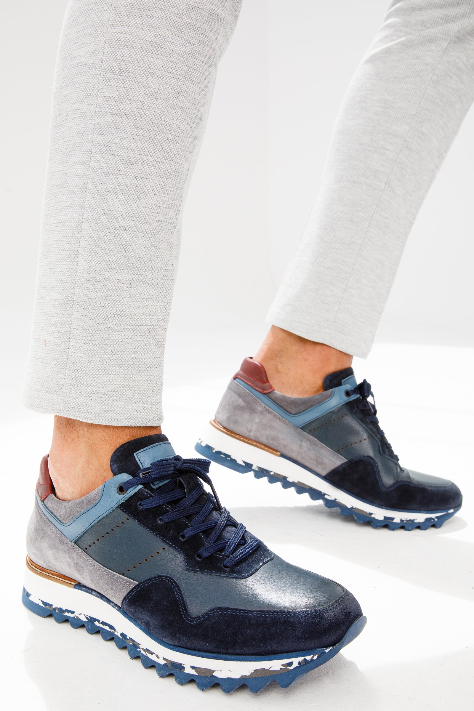 The Hoskova Navy Blue Leather Sneaker - Vinci Leather
