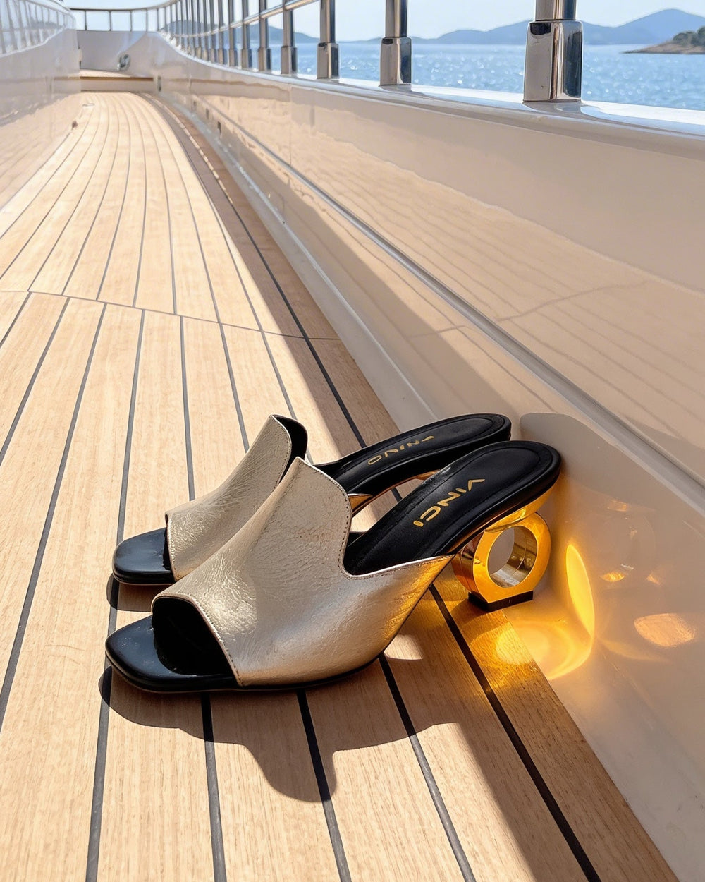 The Tory Gold Leather Sandal - Vinci Leather