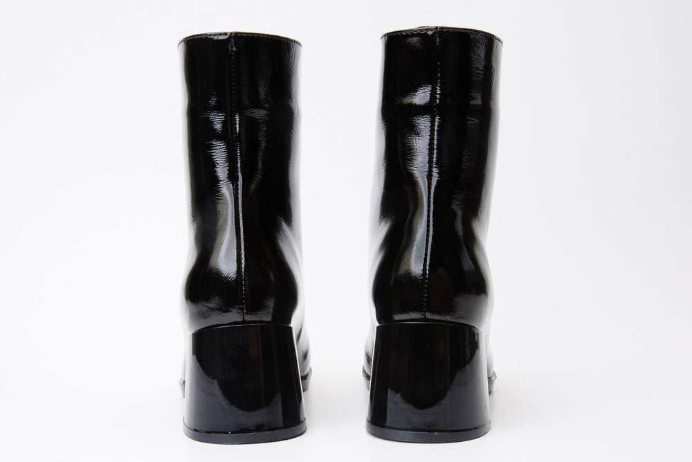 The Tackle Black Patent Leather Block Heel Boot - Vinci Leather