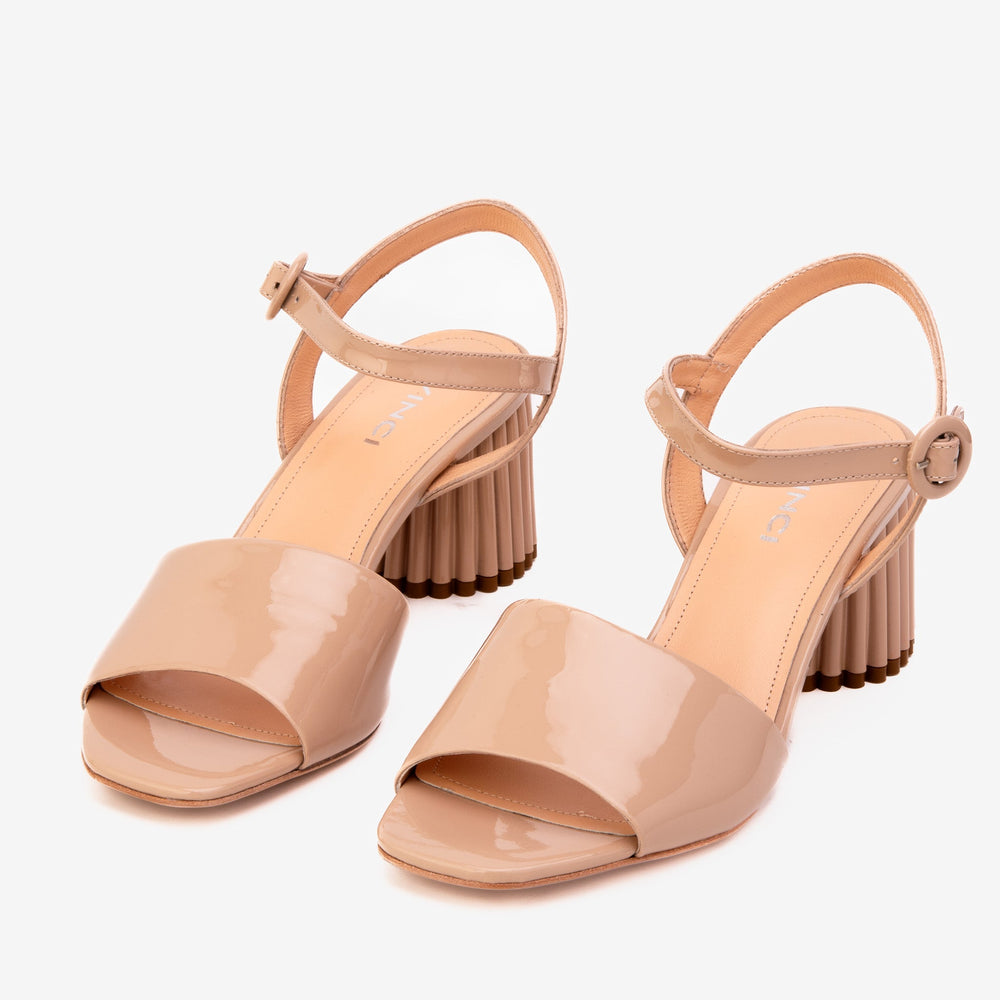 The Bamba Cream Patent Leather Sandal - Vinci Leather