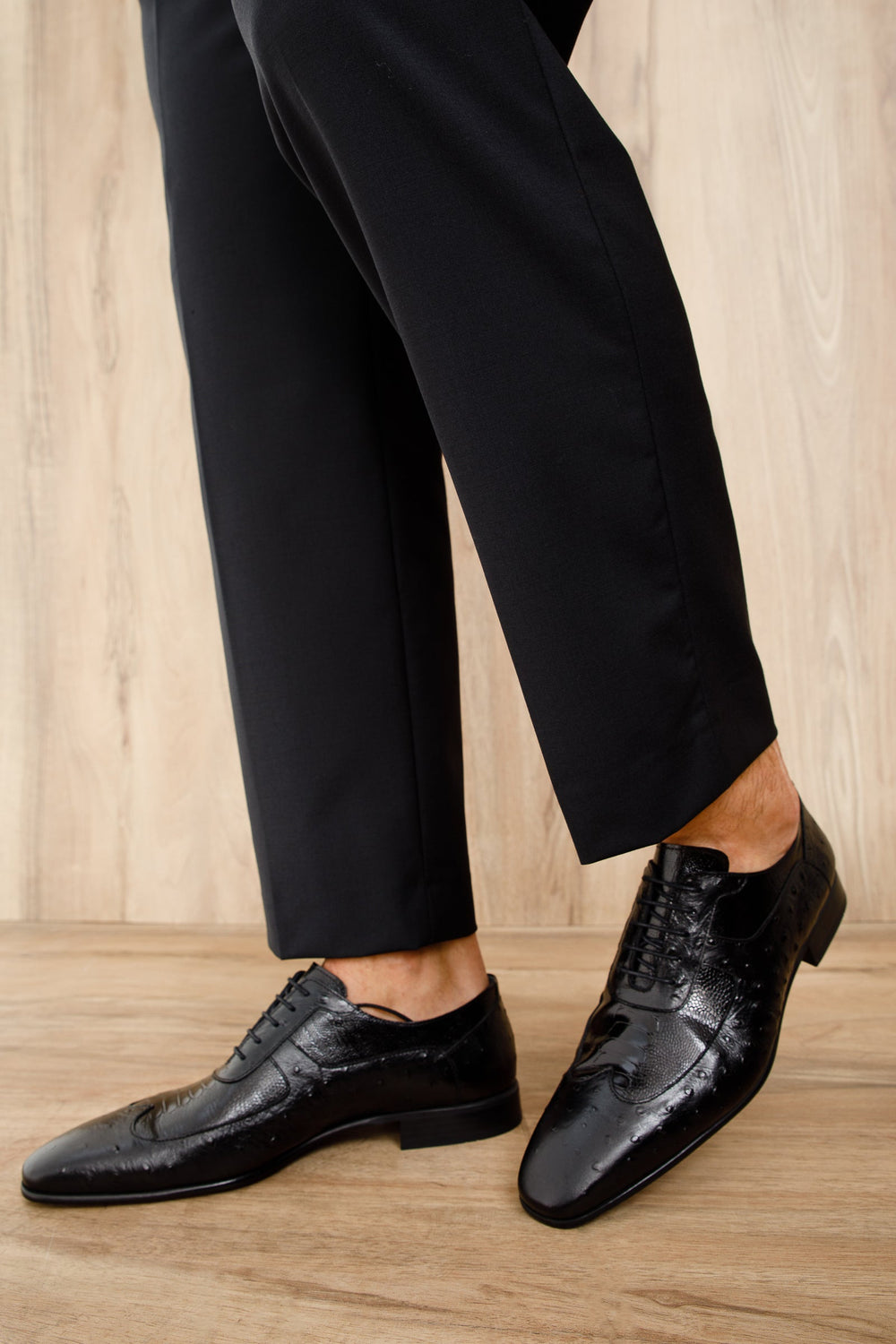 The Alabama Black Wingtip Oxford Shoe - Vinci Leather