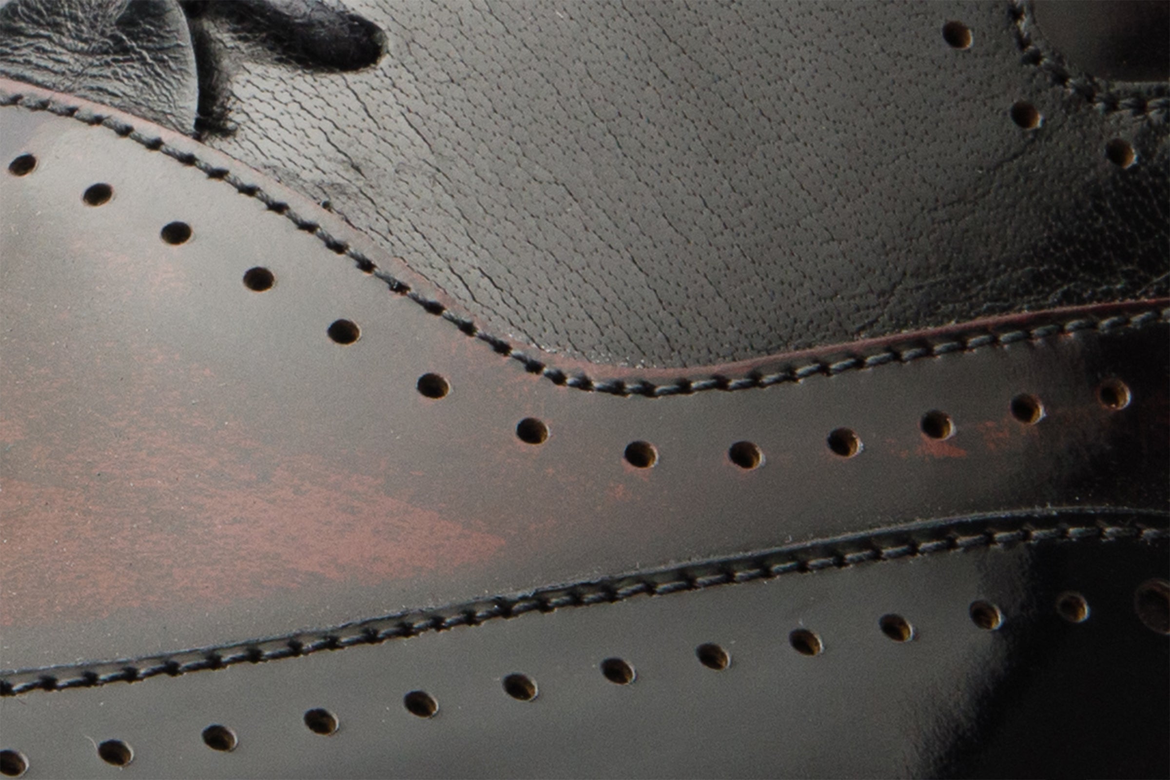 The Dicle Black\/Burgundy Wingtip Semi Brogue Derby Shoe - Vinci Leather