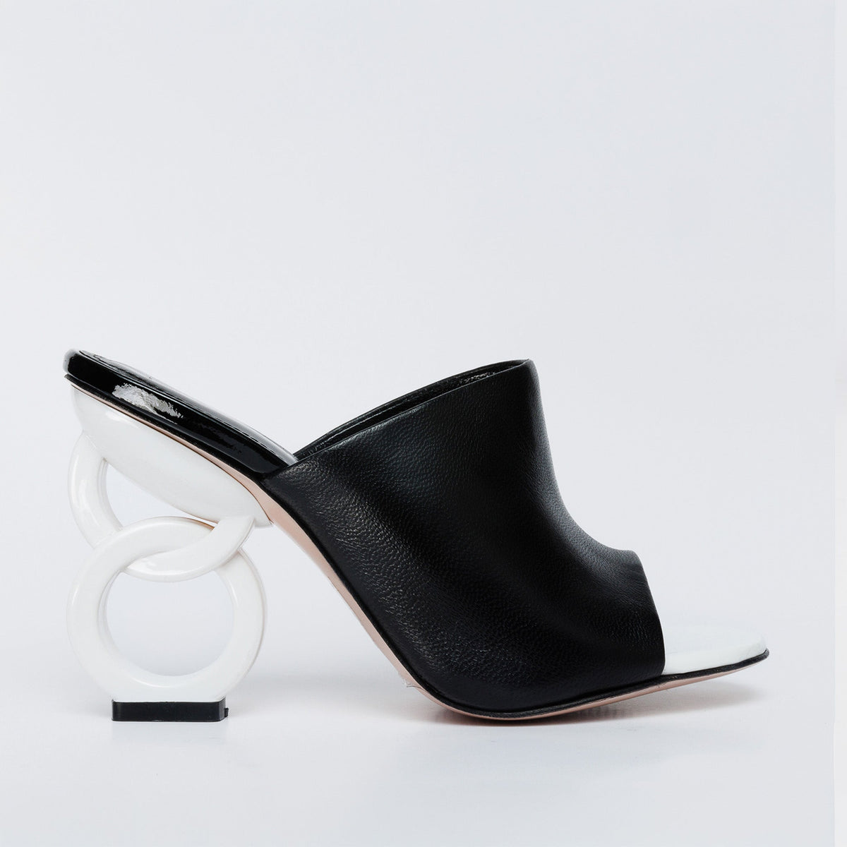 The Cymmer Black Leather Sandal - Vinci Leather